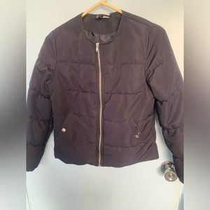 Divided lightweight puffer